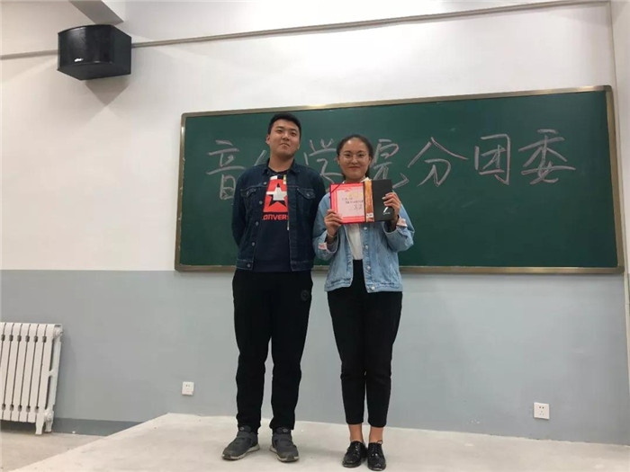 微信图片_20181102205910_副本.jpg