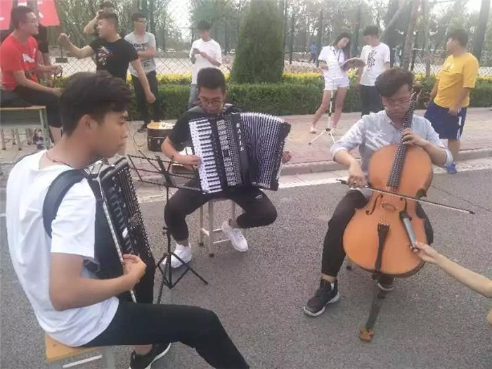 微信图片_20180529194137.jpg