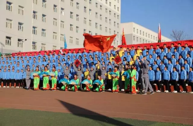 精彩瞬间1.webp.jpg