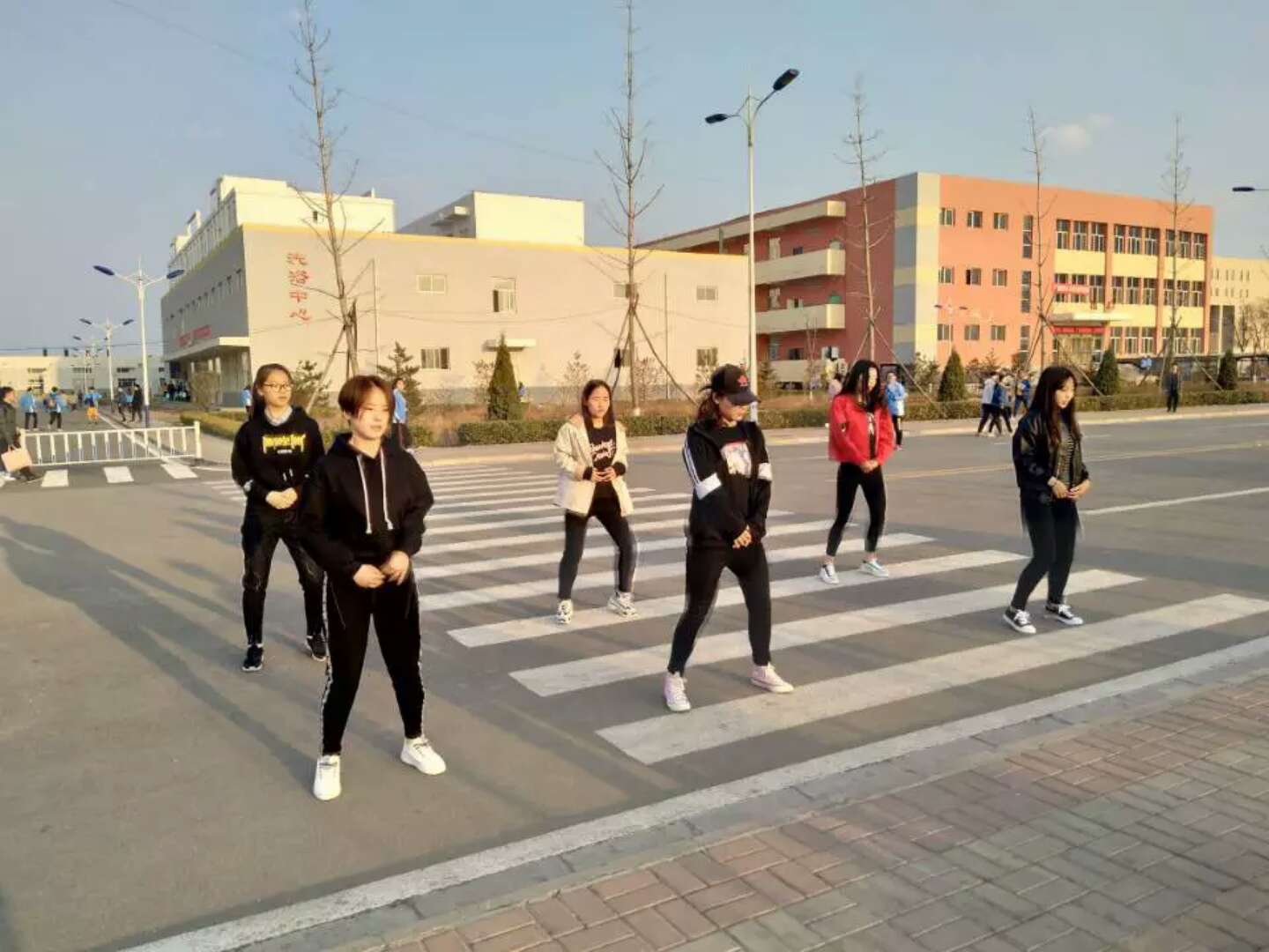 微信图片_20180404144039.jpg