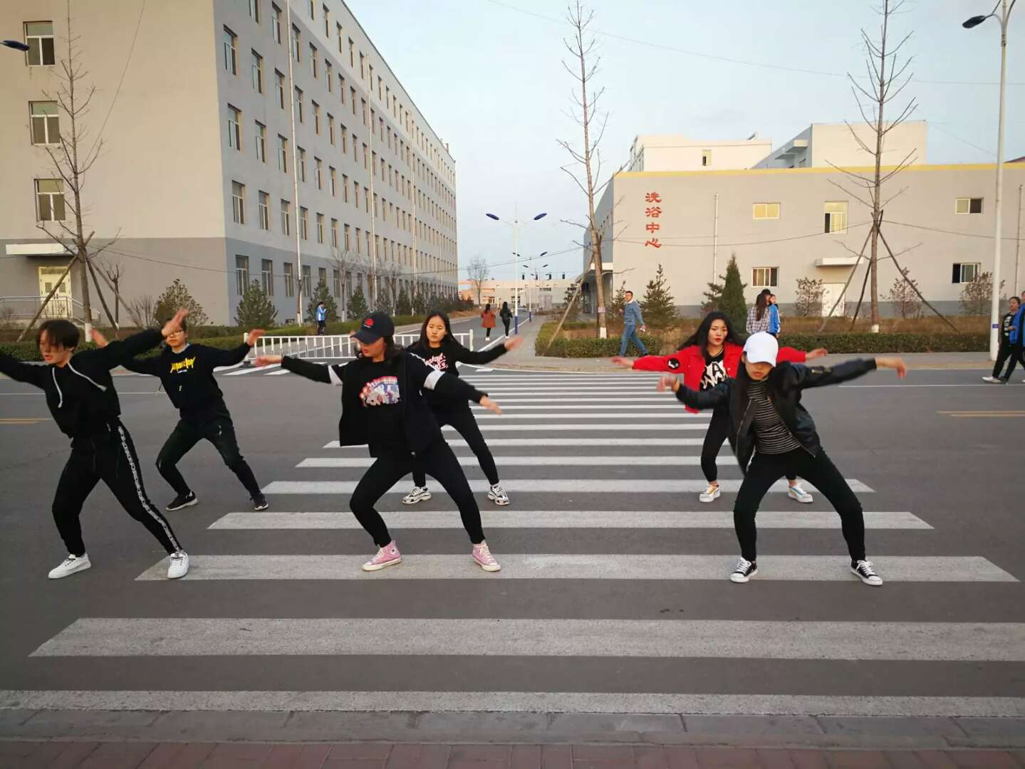 微信图片_20180404144031.jpg