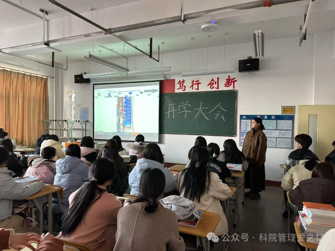 李媛.png