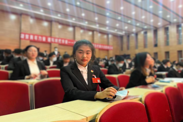 五四表彰获得者——优秀共青团干部蔡雨洁
