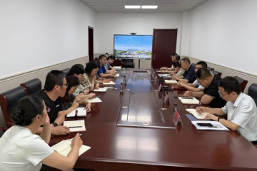 执行校长迟云平主持召开信息工程学院改革发展专题研讨会
