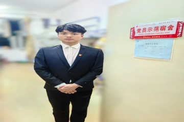 党员寝室挂牌 树立党员旗帜 | 信息工程学院第三党支部“党员示范宿舍”挂牌