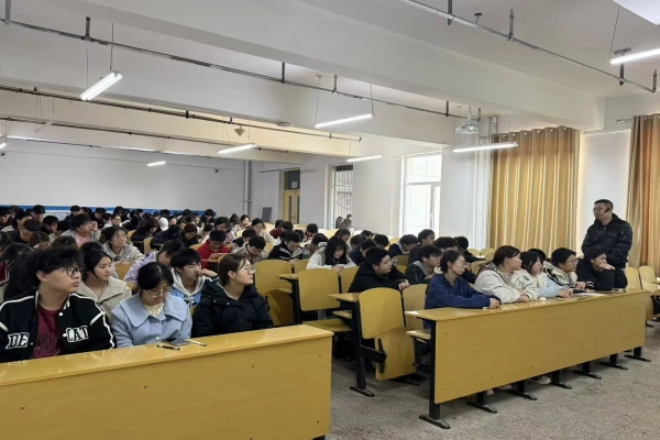 聚焦BIM赛事解析，搭建成长阶梯||建工学院开展“高校BIM学科竞赛解析与备赛指南”讲座