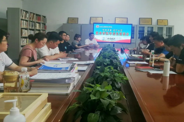 山西应用科技学院美术学院召开毕业生代表座谈会