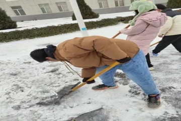 建校园于景，树寝室于净 ｜ 23级大数据管理与应用专业开展劳动教育系列活动