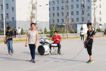 音乐演出