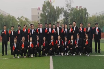 信息工程学院学生分会开展进班纳新与面试