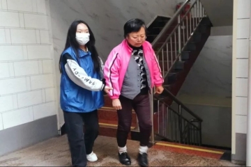 榜样在身边 | 郝敬怡：榜样在侧，熠熠生辉