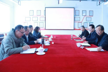 卫虎林副校长调研二级学院 以产教融合引领“十五五”科研发展