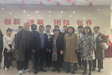 院企合作共发展 访企拓岗促就业