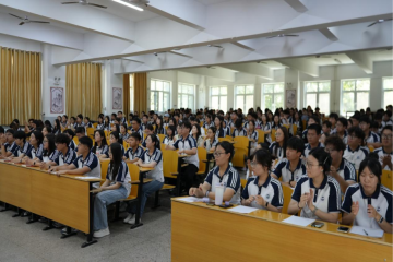 以学铸魂强信念 踔厉奋发向未来 | 我校举办第十七期党员发展对象集中培训