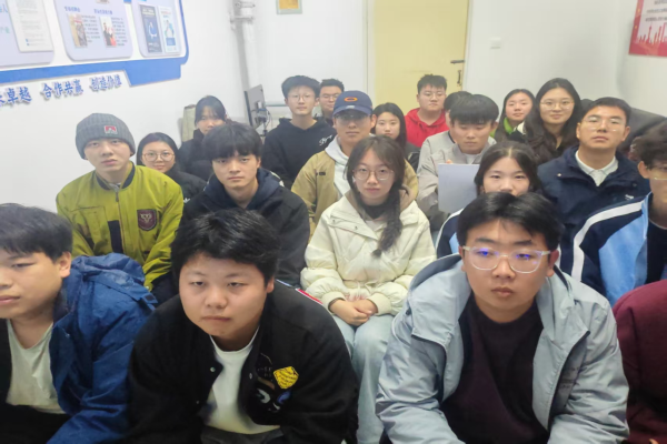 绘生涯蓝图，展青春风采||建工学院“职等你来 ”工作室举办大学生职业生涯规划大赛解读分享