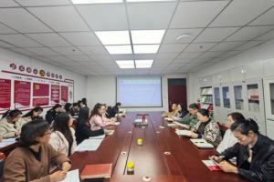 深耕育人初心 赋能教师成长——马克思主义学院开展教师成长专题讲座