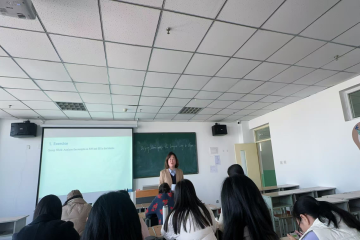 以赛促改求创新，深耕教学添质量 ——大学英语教研室召开第六届教师教学创新大赛初赛