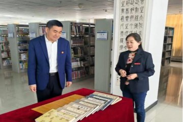 迟云平执行校长深入图书馆调研指导校园文化建设