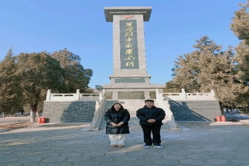 参观红色教育基地，生动主题教育活动 | 信息工程学院第二党支部吴敬军、韩燕鑫参观清徐县烈士陵园