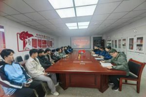 师生共话长征 赓续红色血脉 ——马克思主义学院党总支开展纪念中国工农红军长征胜利90周年主题教育活动