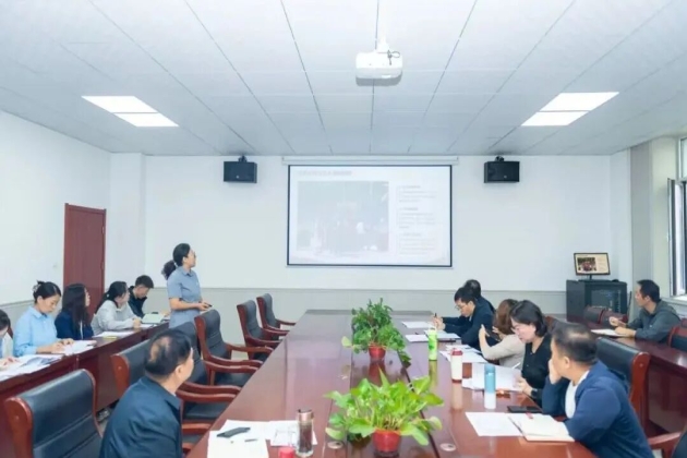 我校举办党建工作创新案例汇报会