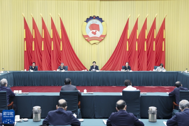 王沪宁主持召开全国政协第三次主席会议 