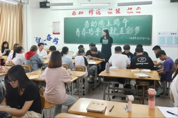 劳动遇上端午，青春巧手织就五彩梦