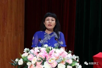 信息工程学院党总支书记石建梅在2022-2023学年学生工作总结暨表彰大会上的交流分享