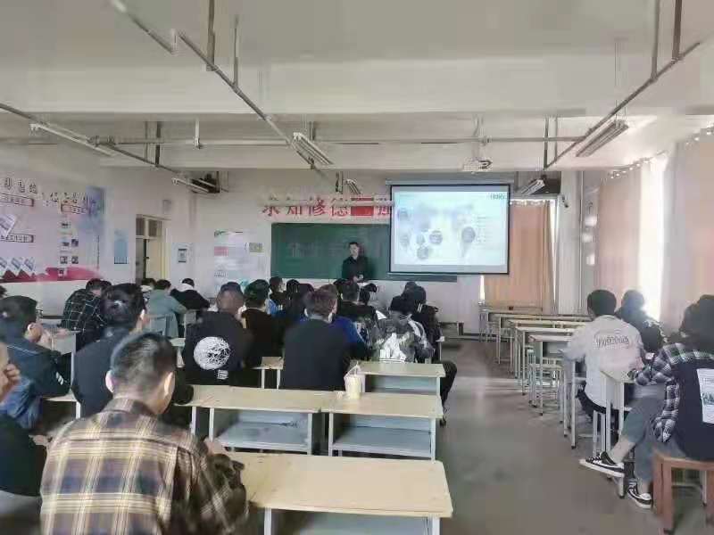 学校招聘会