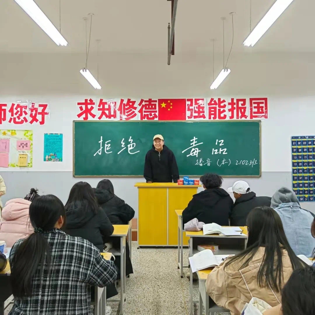 87103E2F-6D3B-495E-A4FE-D04568FA0B5E