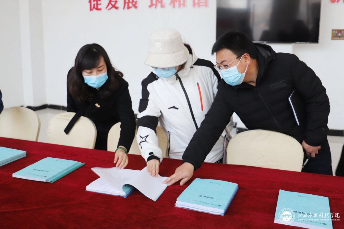 736695934fd47fc470e42b217f519aff 736695934fd47fc470e42b217f519aff