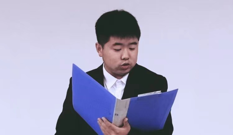 640