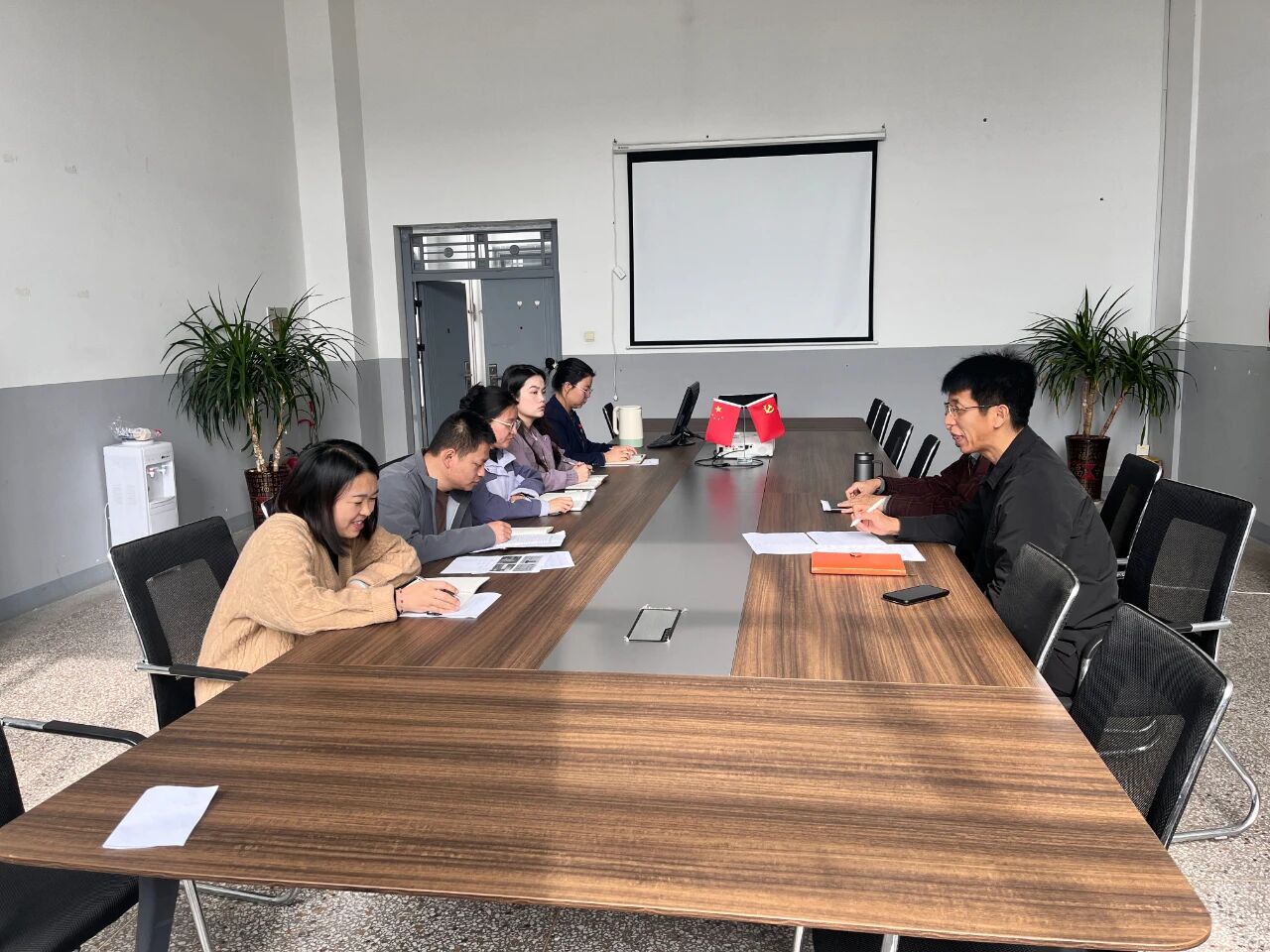 微信图片_2025-10-17_212425_002 微信图片_2025-10-17_212425_002