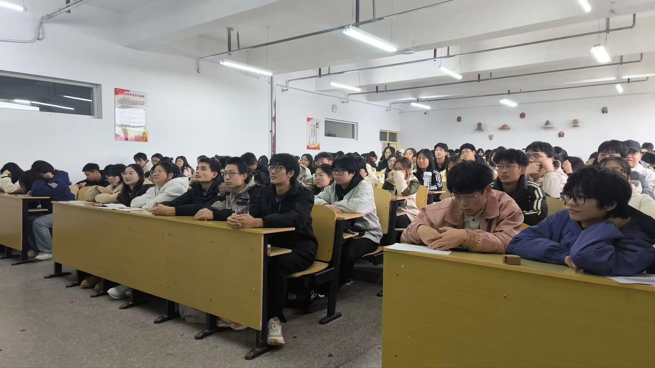 微信图片_20251109140304 微信图片_20251109140304