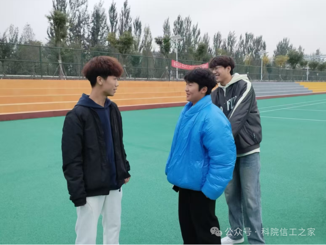 微信图片_2025-11-16_215142_340