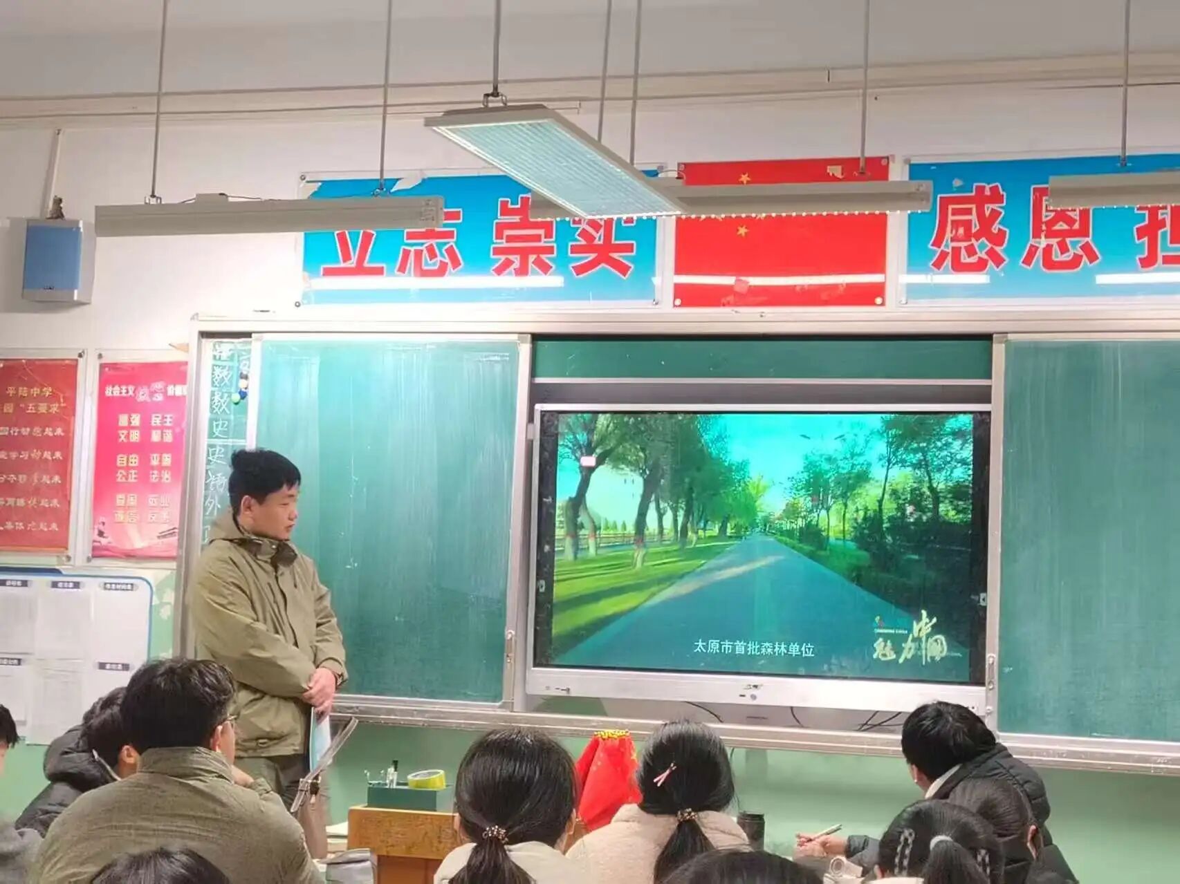 01f12ae4f75b589bcaace56f90e29c3d