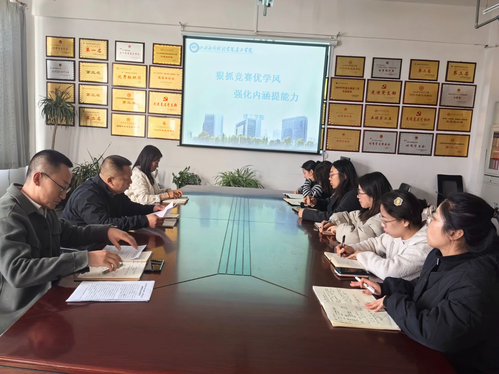 9b0bf6bafd9bba221c6df5ecdd3335db